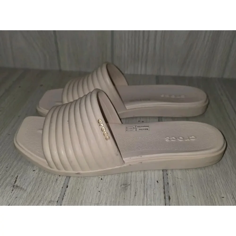 Crocs Women's Miami Slide Dew Size 6 Ribbed Cream Minimalist Summer Read